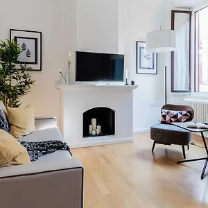 Joivy Lovely Flat For 5 Close To Sforzesco Castle Milano